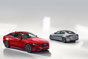 Jaguar XE D180 HSE и Jaguar XE R-Dynamic