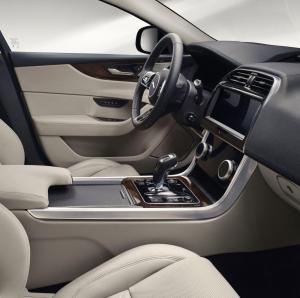 2019 Jaguar XE R-Dynamic