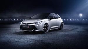 Компания Toyota продемонстрировала спортивную и вседорожную версии Corolla