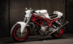2001 Ducati 900SS by Ellaspede