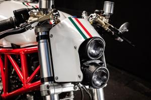2001 Ducati 900SS by Ellaspede
