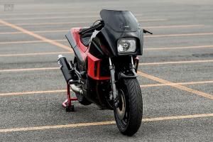 1984 Kawasaki GPZ900R Hot Rod