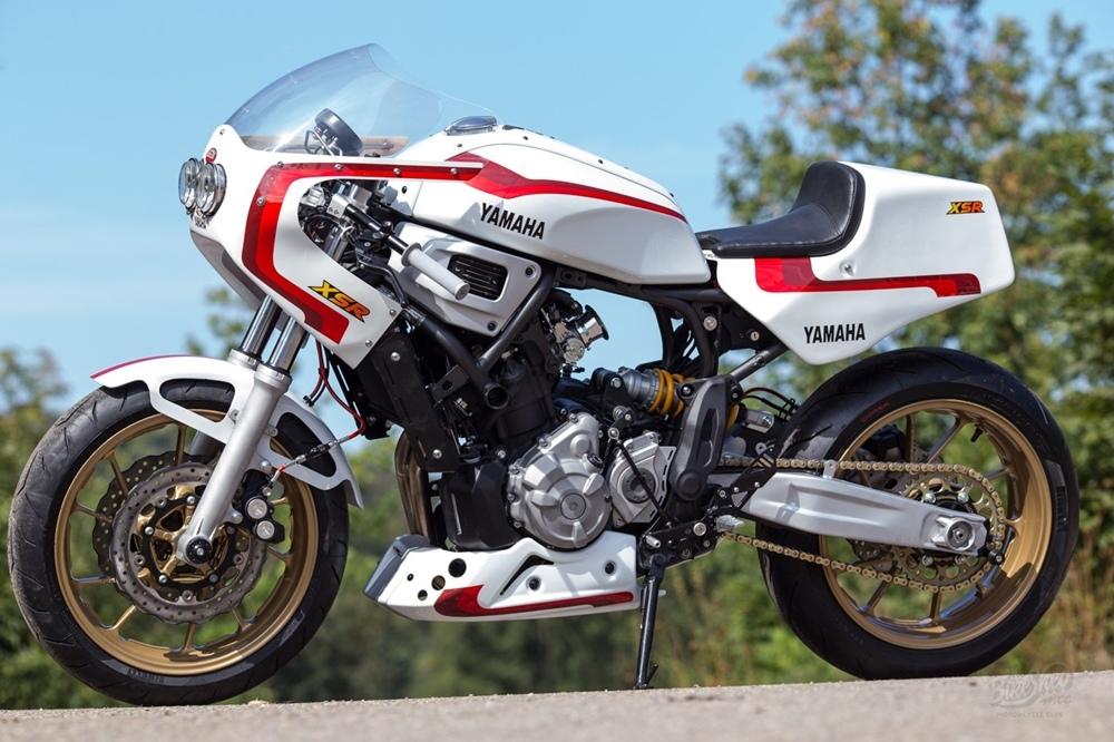Down & Out: кастом Yamaha XSR700