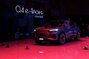 2019 Audi Q4 e-tron Concept