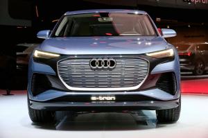 2019 Audi Q4 e-tron Concept