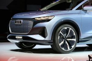 2019 Audi Q4 e-tron Concept