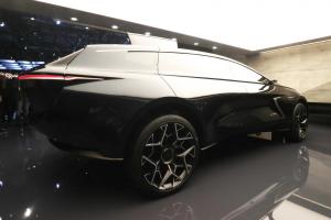 2019 Aston Martin Lagonda All-Terrain Concept