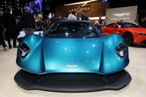 2019 Aston Martin Vanquish Vision Concept
