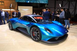 2019 Aston Martin Vanquish Vision Concept