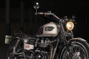 2008 Triumph Bonneville #43 Ruby by Tamarit Motorcycles