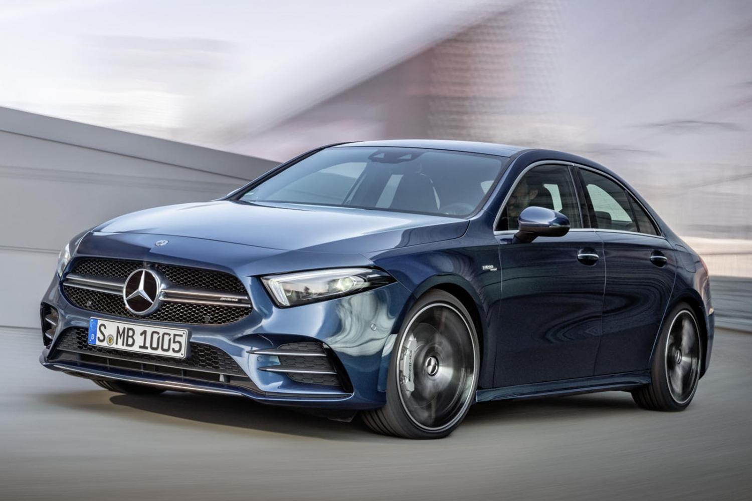 Mercedes-AMG A35 - 302 л.с. и 400 Н*м