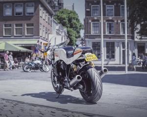 Yamaha XJR1300 by Wrench Kings 1999 года