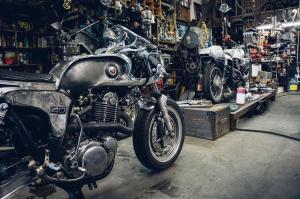 1978 Yamaha SR500 by Chabott Engineering