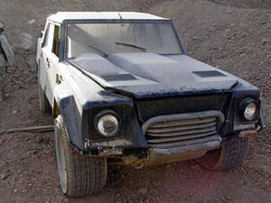 Внедорожник Lamborghini LM002, принадлежавший Саддаму Хуссейну 