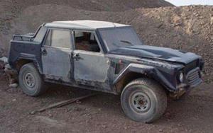 Внедорожник Lamborghini LM002, принадлежавший Саддаму Хуссейну 