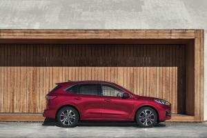 Ford Kuga ST-Line 2019 года