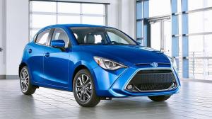 Хэтчбэк Mazda2 превратился в Toyota Yaris для американцев