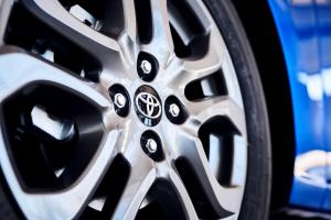 Toyota Yaris XLE Hatchback 2019 года