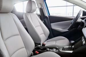 Toyota Yaris XLE Hatchback 2019 года