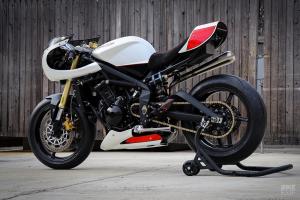 2011 Triumph Street Triple by Jett Design x Motorelic