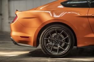 Ford Mustang EcoBoost High Performance Package 2019 года