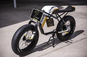 Тюнинг от RSD: электрический кафе рейсер Super73 Racer