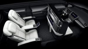 Lexus LM300h 2019 года