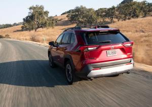 Toyota RAV4 Adventure 2019 года