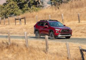 Toyota RAV4 Adventure 2019 года