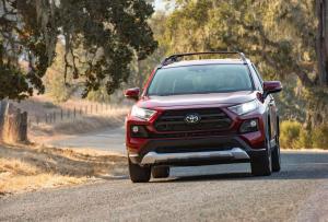 Toyota RAV4 Adventure 2019 года