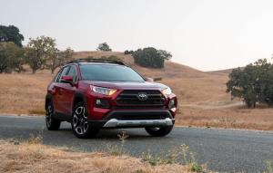 Toyota RAV4 Adventure 2019 года