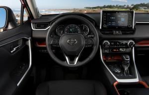 Toyota RAV4 Adventure 2019 года