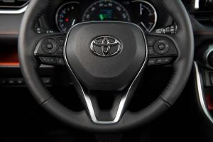 Toyota RAV4 Adventure 2019 года