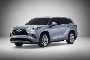 Компания Toyota показала новый Highlander