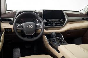 Toyota Highlander Platinum AWD 2019 года