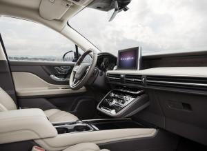 Lincoln Corsair 2019 года