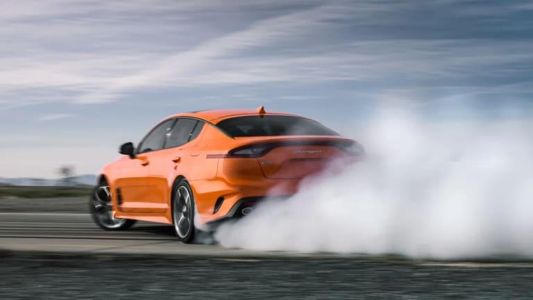 Kia Stinger подготовили к дрифту
