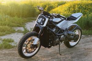 2007 MV Agusta F4 1000 Senna by Robert Willson