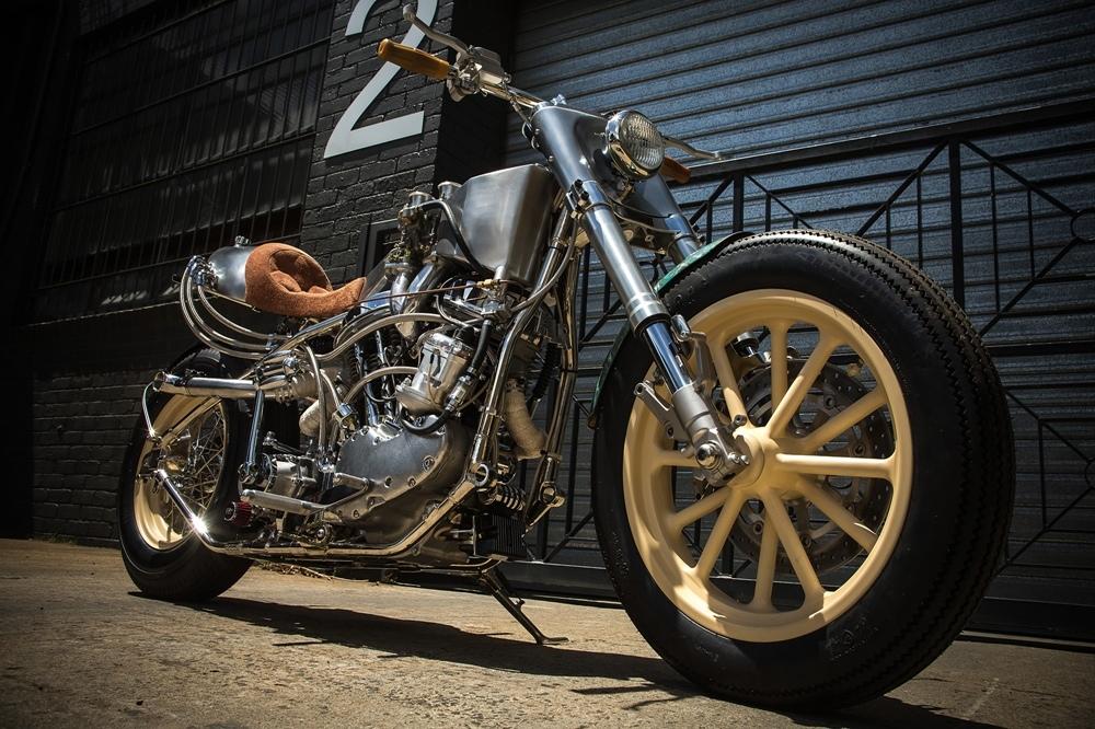 Harley-Davidson Hot Rod by MLR Custom Coachbuilder.