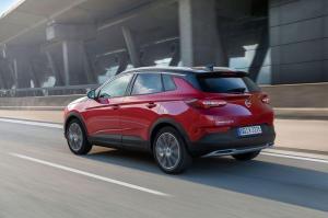Opel Grandland X Hybrid4 2019 года