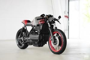 «Импульсивный» кастом: кафе рейсер BMW K1100RS Visible / Invisible
