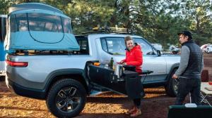 Rivian сделал продуманный до мелочей «дом на колесах»