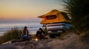 Дом на колесах Rivian RT1 Overland Expo