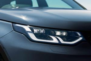 Land Rover Discovery Sport P250 S 2019 года