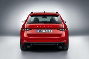 Skoda Superb Combi 4x4 SportLine 2019 года