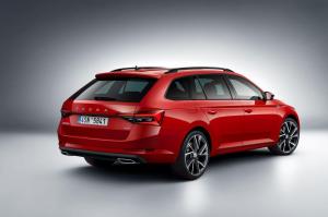 Skoda Superb Combi 4x4 SportLine 2019 года