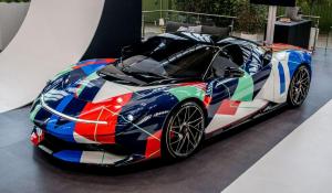 Мощный электрический Pininfarina – яркий экспонат на выставке Да Винчи