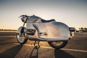 BMW R100RS Aero by MotoRRetro