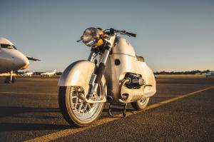 BMW R100RS Aero by MotoRRetro