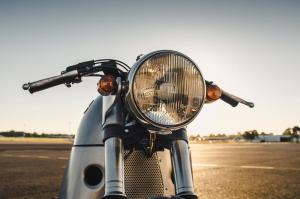 BMW R100RS Aero by MotoRRetro